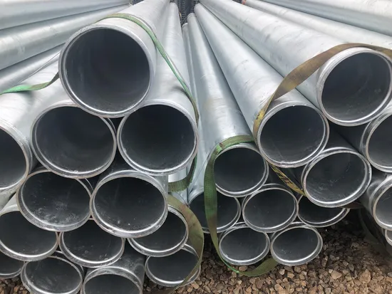 Q195 Q215 Q235 Ss400 20*20 25*25 30*30 100*100 200*200 20*40 30*40 Black Carbon Galvanized Steel Welded/Seamless Square Rectangular Pipe/Tube