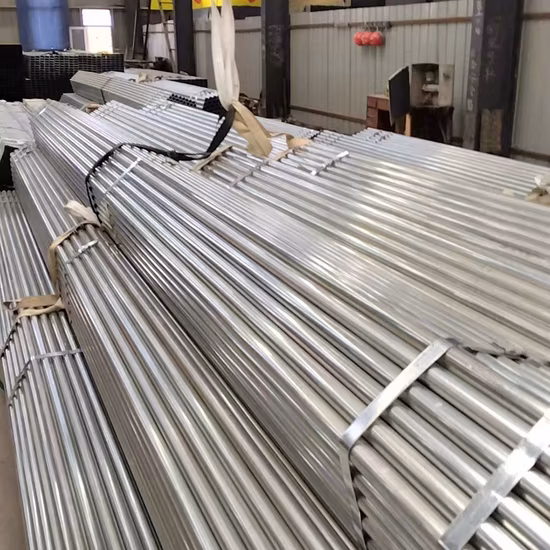 Q195 Q215 Q235 Ss400 20*20 25*25 30*30 100*100 200*200 20*40 30*40 Black Carbon Galvanized Steel Welded/Seamless Square Rectangular Pipe/Tube