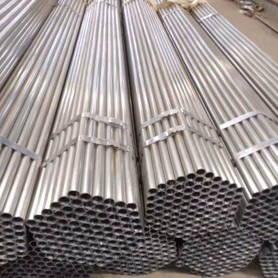 Q195 Q215 Q235 Ss400 20*20 25*25 30*30 100*100 200*200 20*40 30*40 Black Carbon Galvanized Steel Welded/Seamless Square Rectangular Pipe/Tube